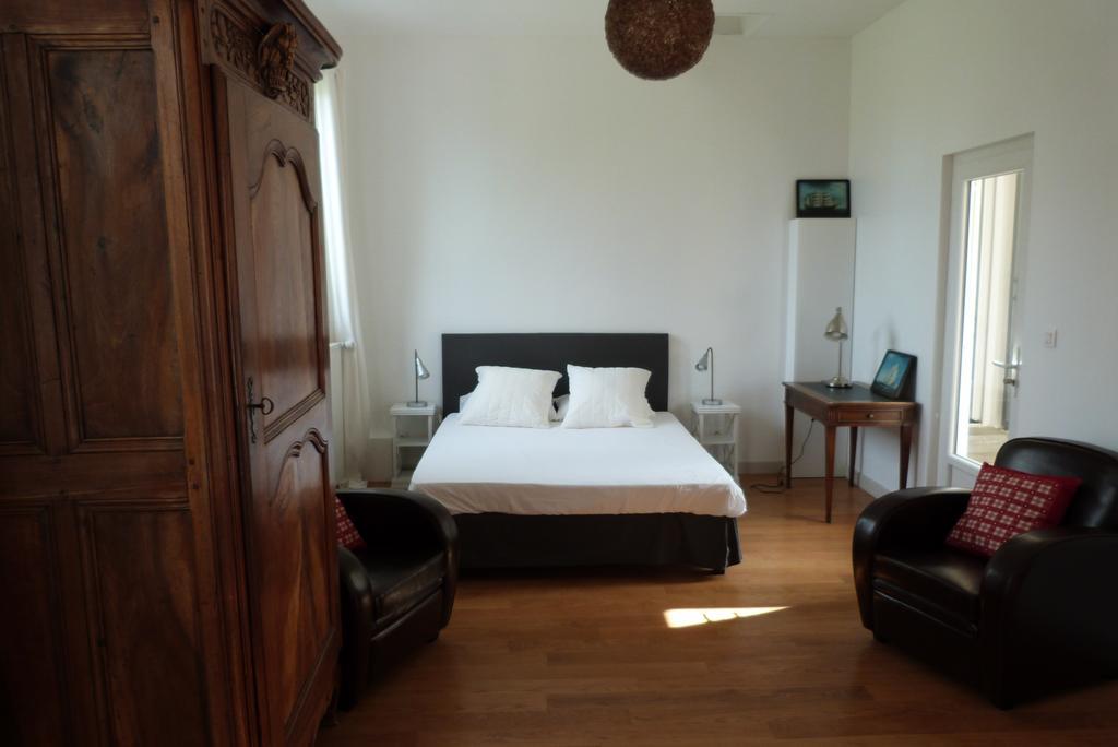 La Maison De Roussille Bed & Breakfast Francheville  Bilik gambar